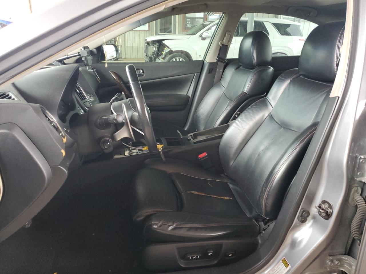 2009 Nissan Maxima - Image 7