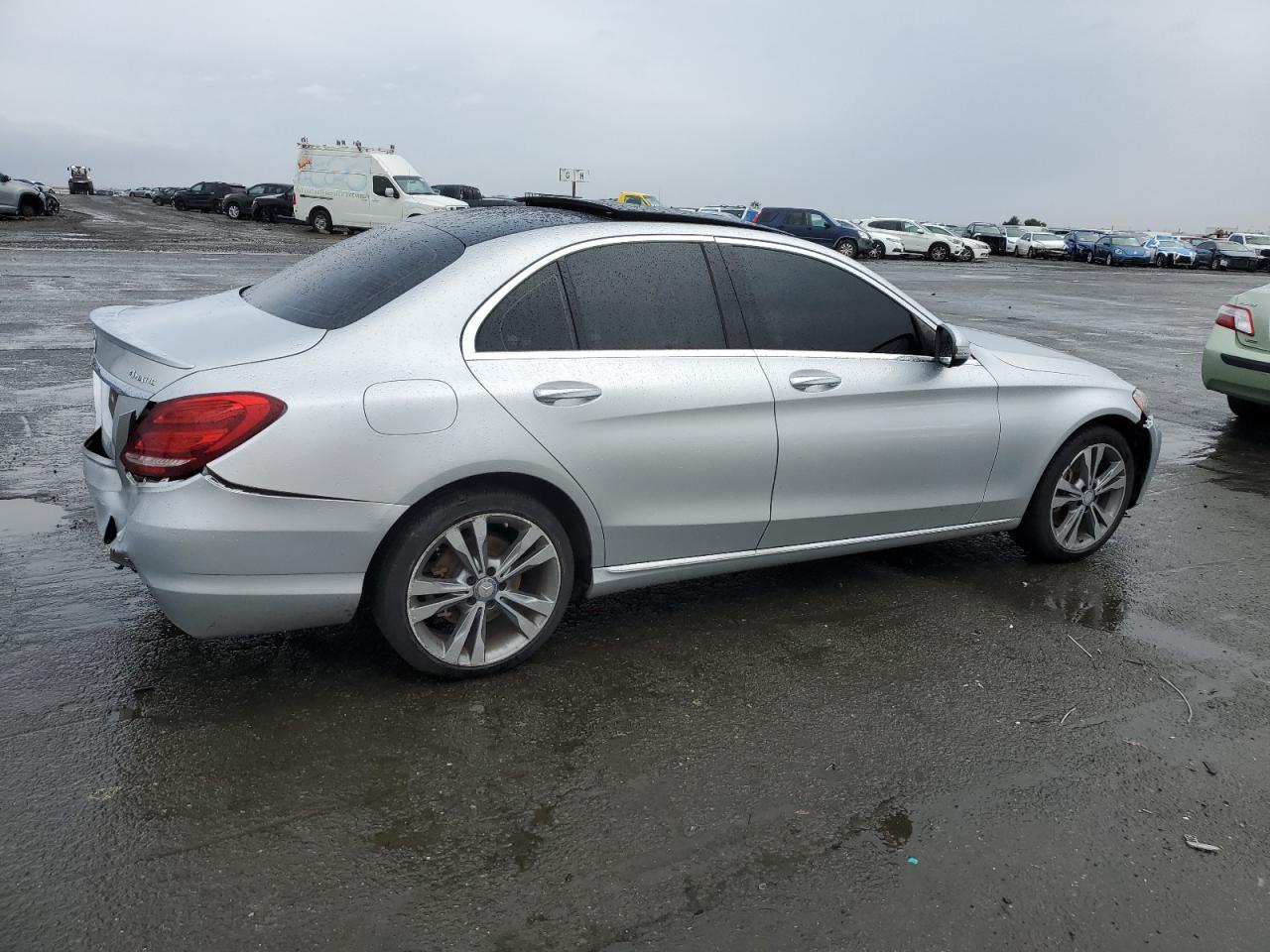 VIN 55SWF4KB8GU174004 2016 MERCEDES-BENZ C-CLASS no.3