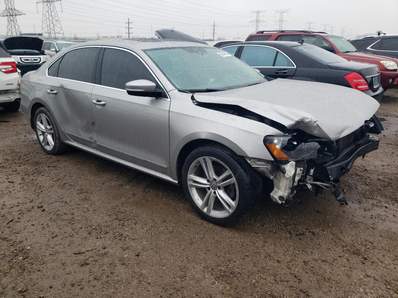 2014 Volkswagen Passat - Image 4