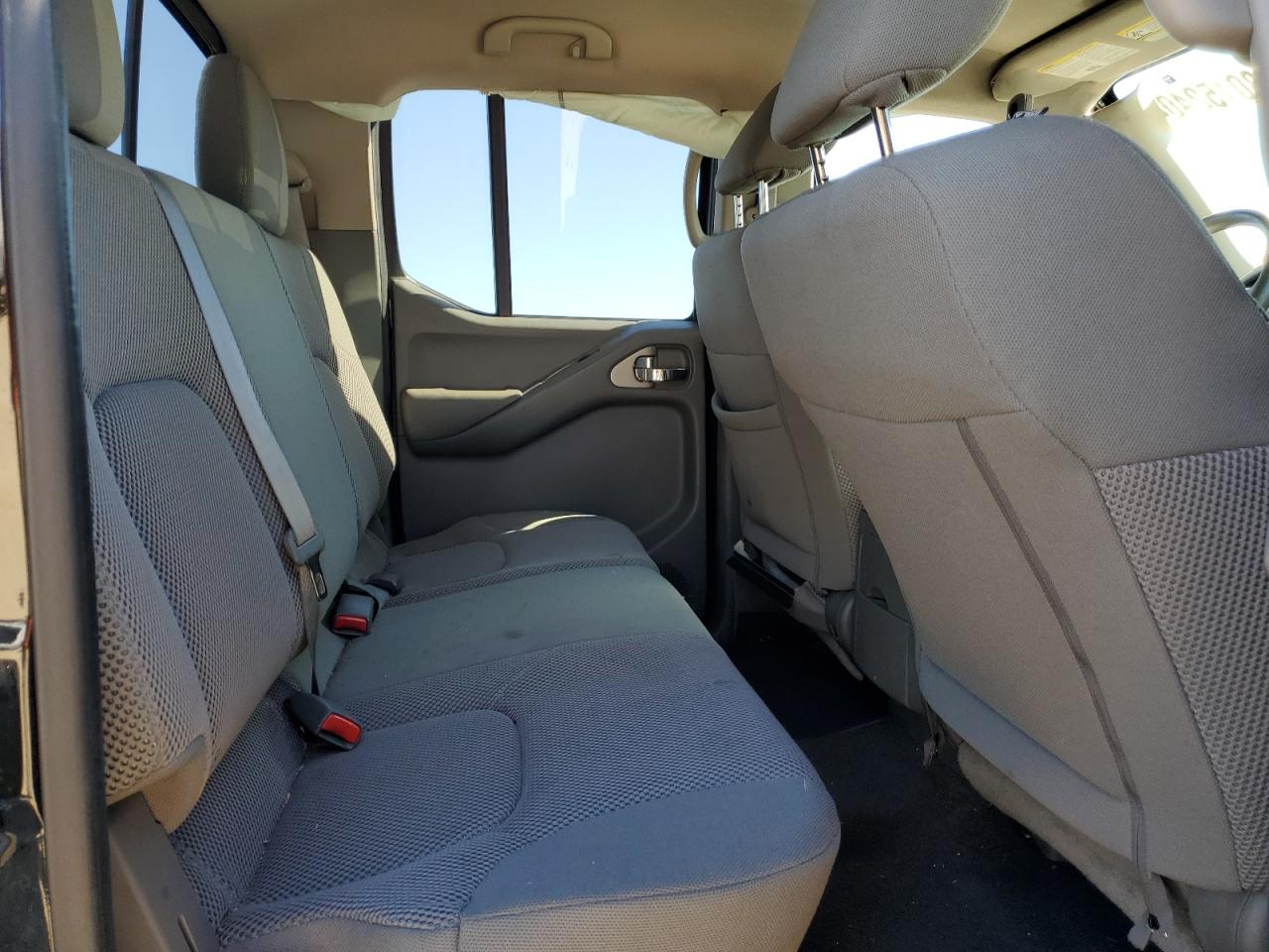 2020 Nissan Navara (Frontier) - Image 12