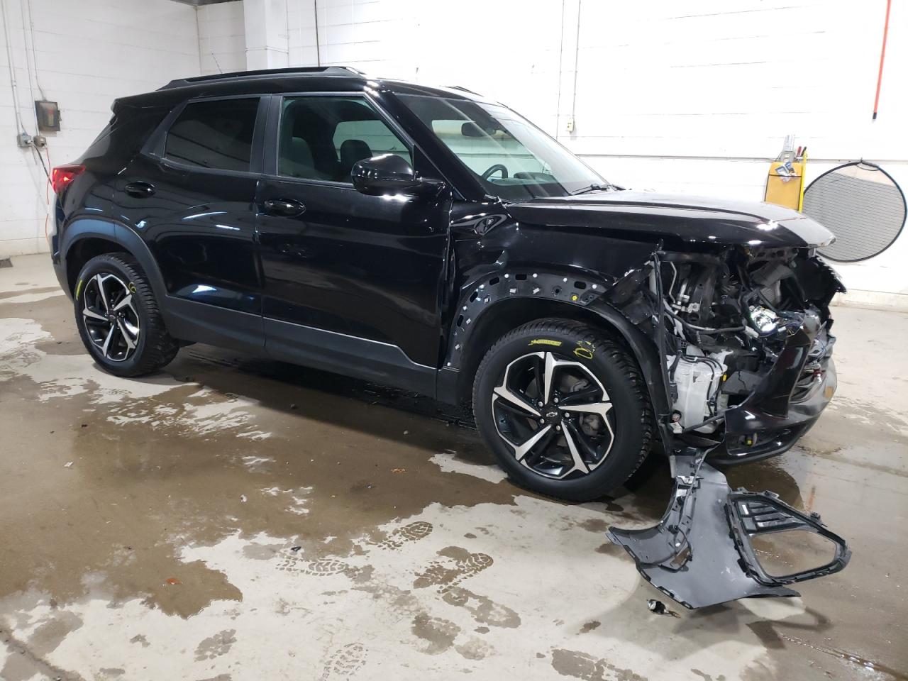 2021 Chevrolet TrailBlazer - Image 4