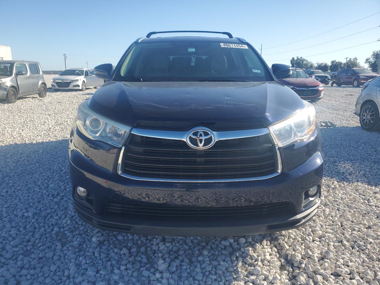 2015 Toyota Highlander - Image 5