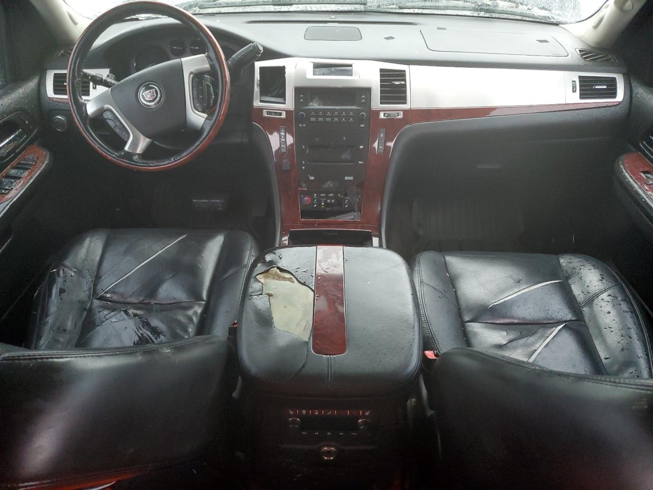 2007 Cadillac Escalade - Image 8