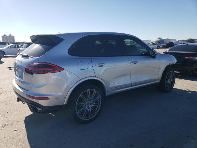  PORSCHE CAYENNE 2018 Сріблястий