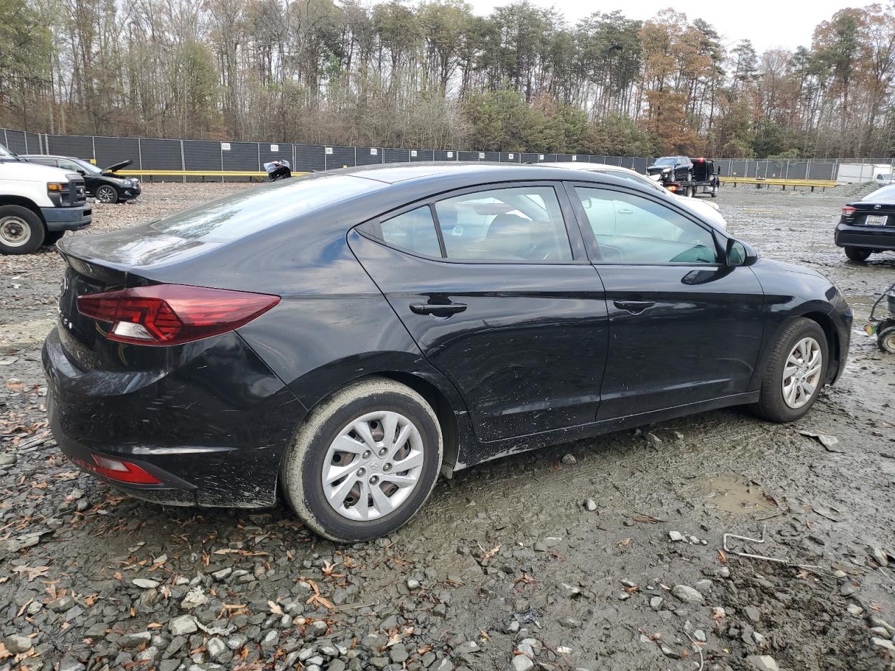 VIN 5NPD74LF8LH531135 2020 HYUNDAI ELANTRA no.3