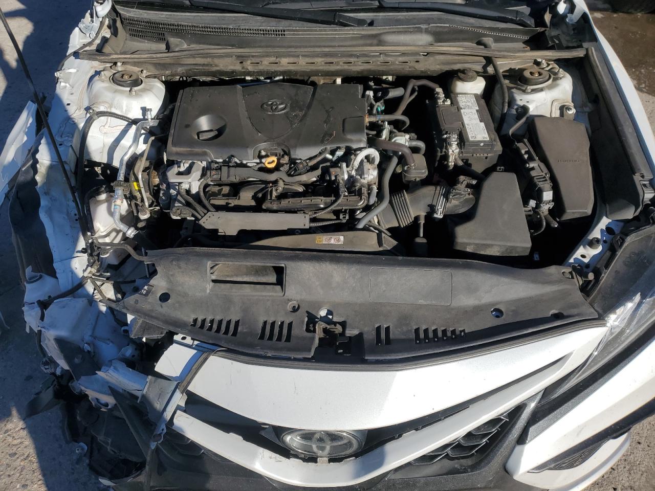 2021 Toyota Camry - Image 11