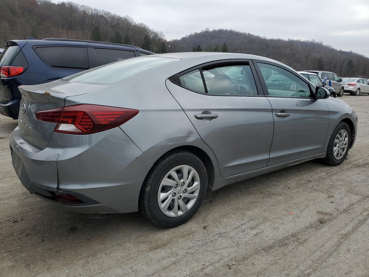 VIN KMHD74LFXKU778401 2019 HYUNDAI ELANTRA no.3