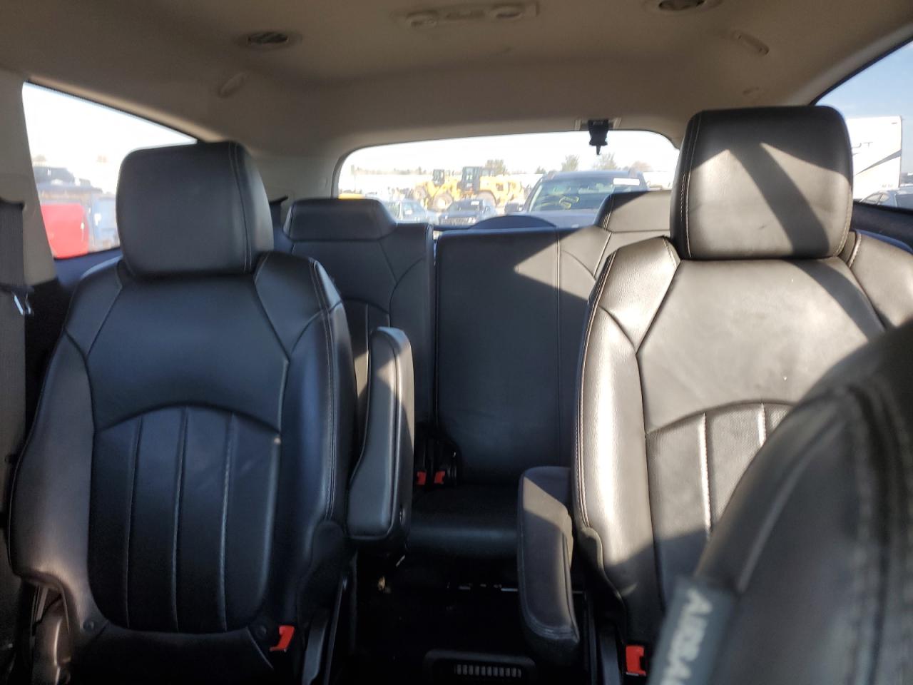 2016 Buick Enclave - Image 10