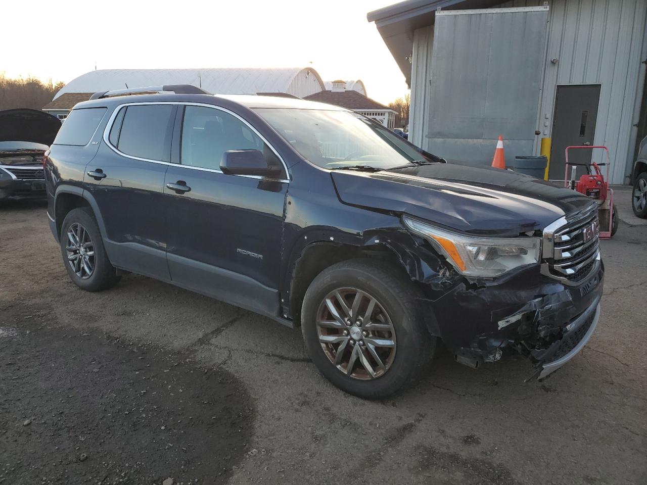 VIN 1GKKNULS8HZ286903 2017 GMC ACADIA no.4