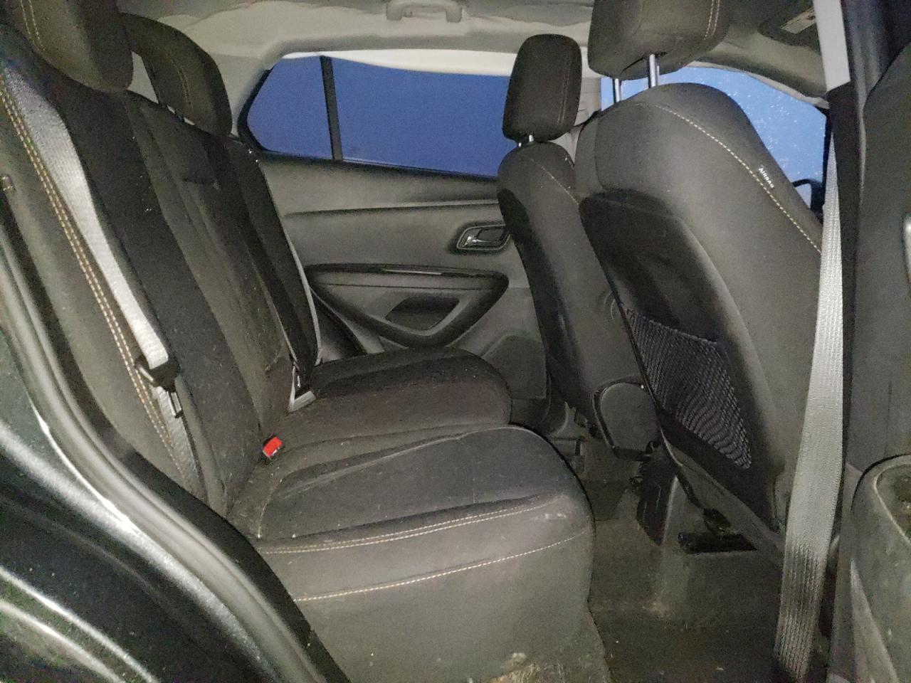 2020 Chevrolet Trax - Image 10