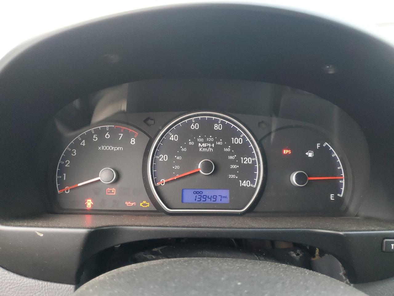 2010 Hyundai Elantra - Image 9
