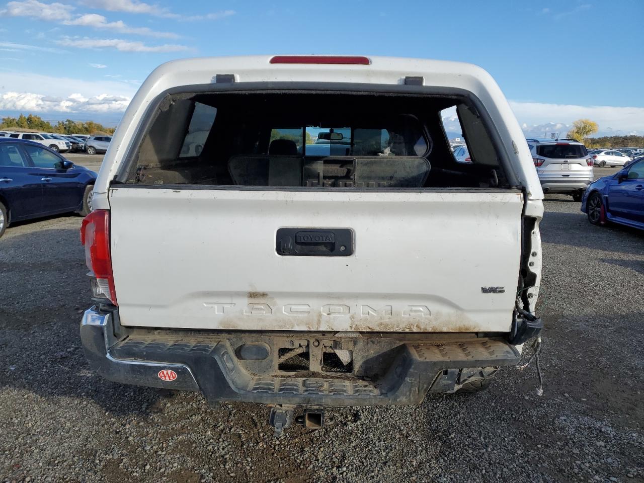 VIN 5TFCZ5AN8HX101235 2017 TOYOTA TACOMA no.6