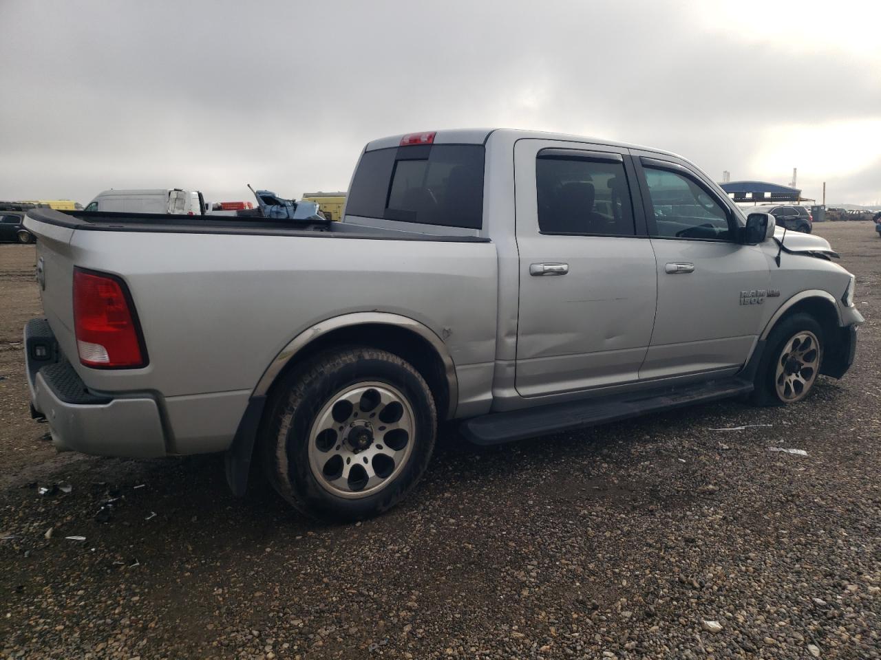 2016 RAM 1500 - Image 3