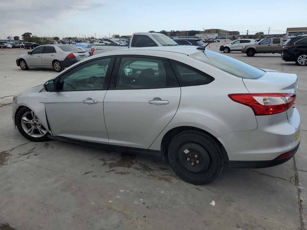 VIN 1FADP3F21EL435287 2014 FORD FOCUS no.2