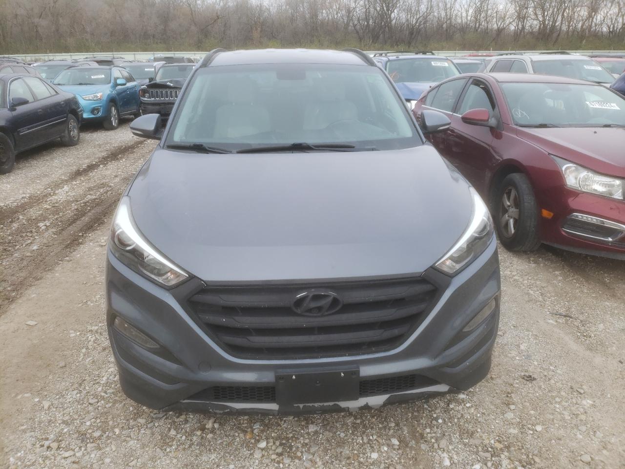 VIN KM8J33A25HU395869 2017 HYUNDAI TUCSON no.5