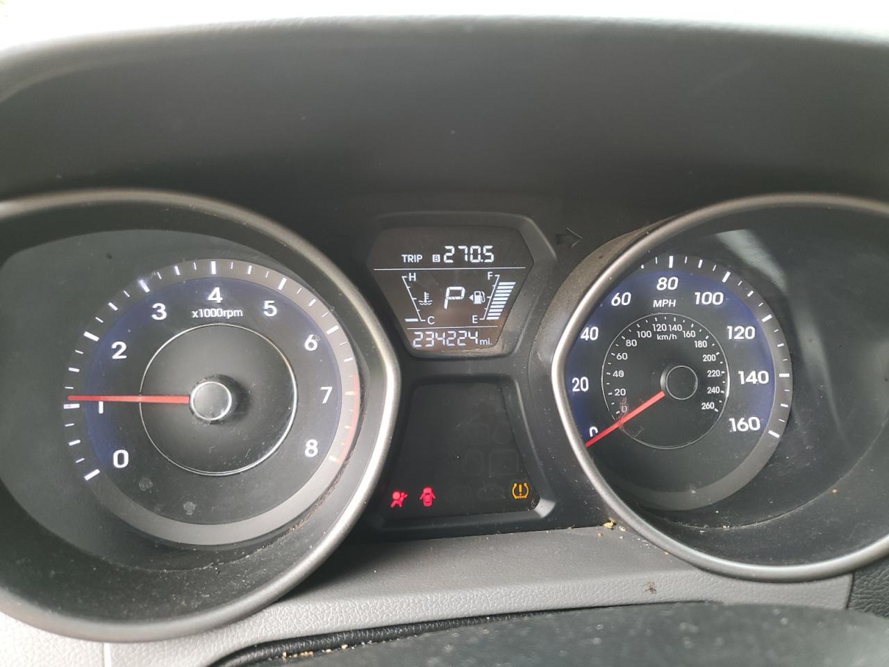 2016 Hyundai Elantra - Image 9