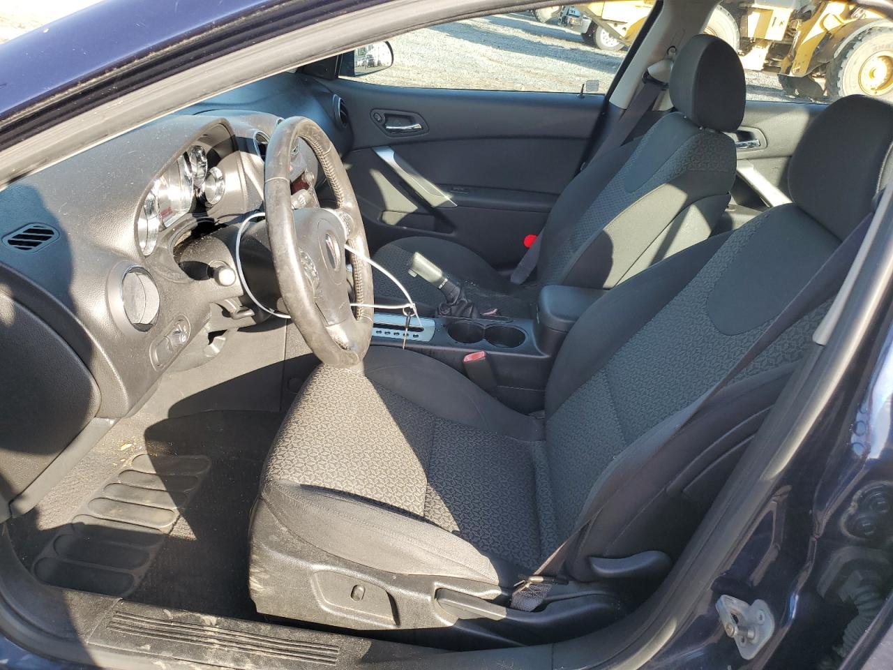 2009 Pontiac G6 - Image 7