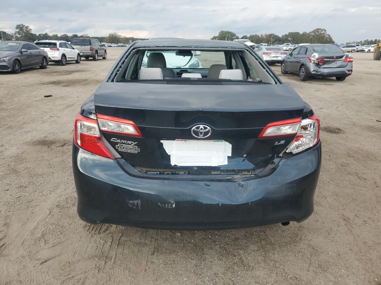 2014 Toyota Camry - Image 6