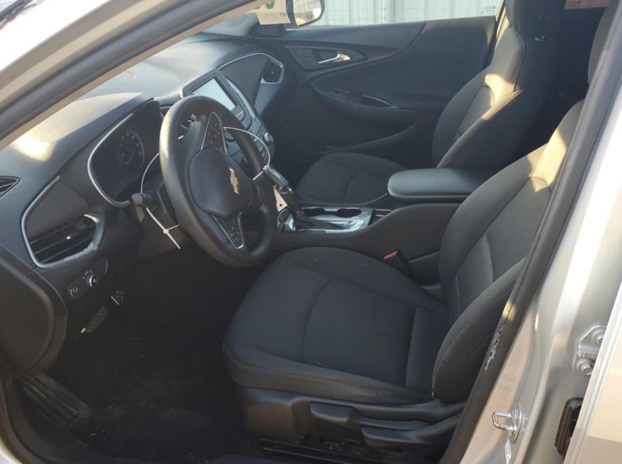 2017 Chevrolet Malibu - Image 7