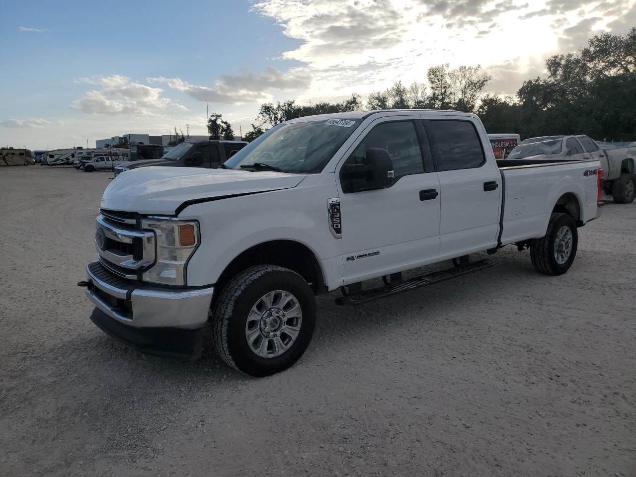 2022 FORD F350