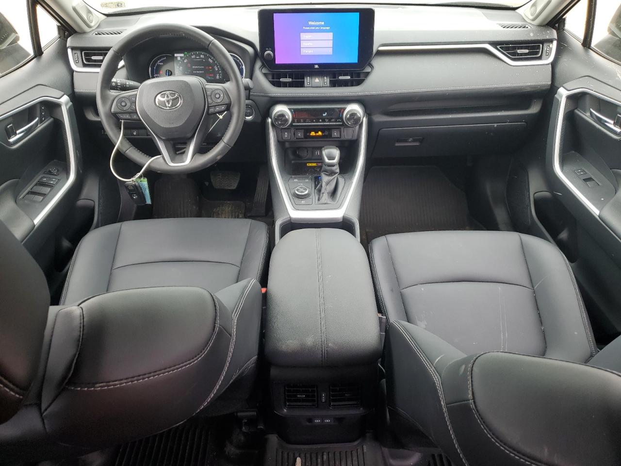 2023 Toyota RAV 4 - Image 8
