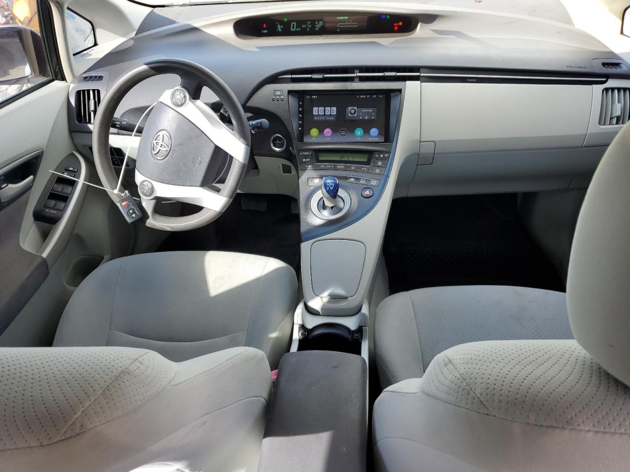 2010 Toyota Prius - Image 8