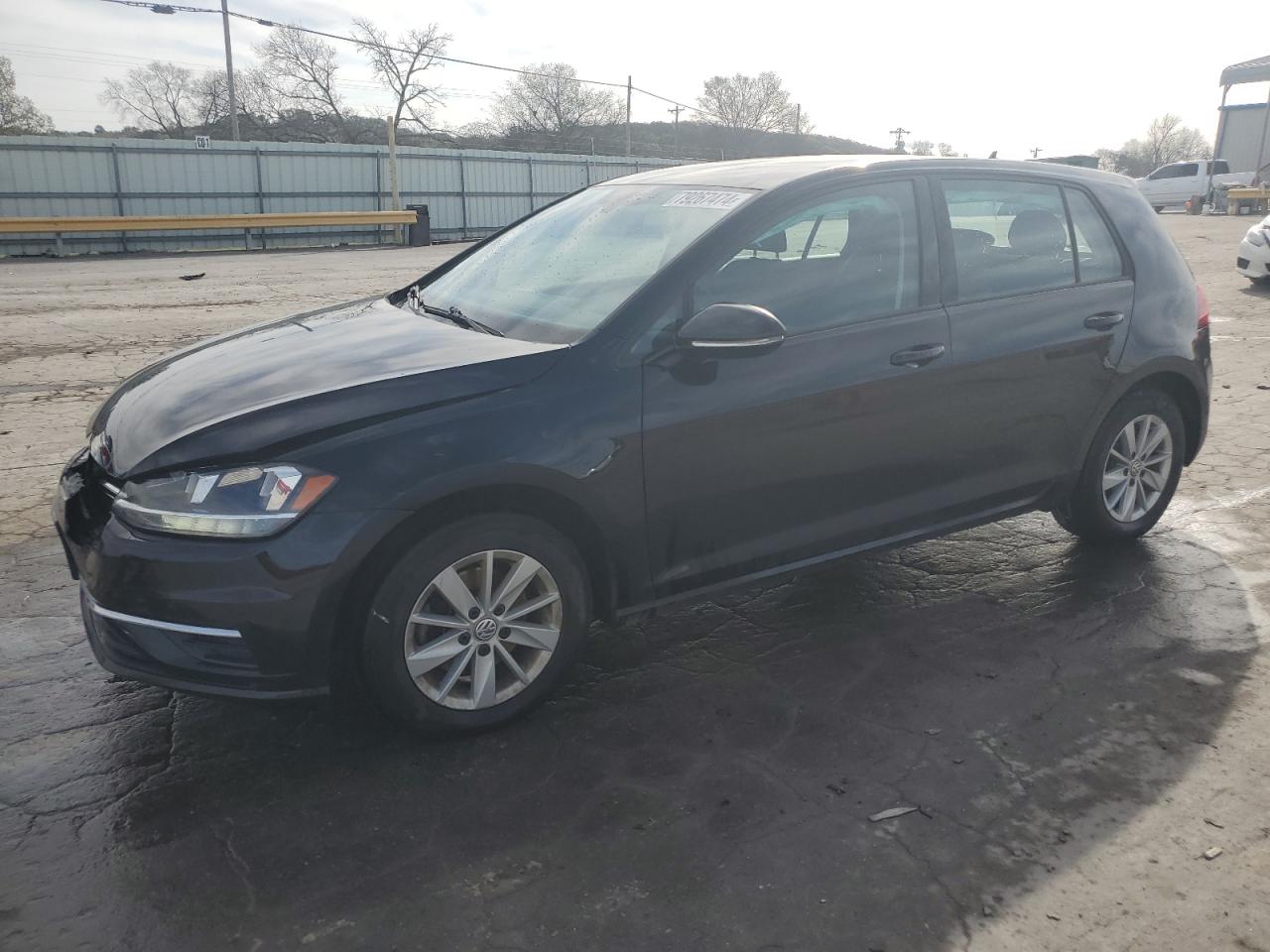 2018 Volkswagen Golf - Image 1