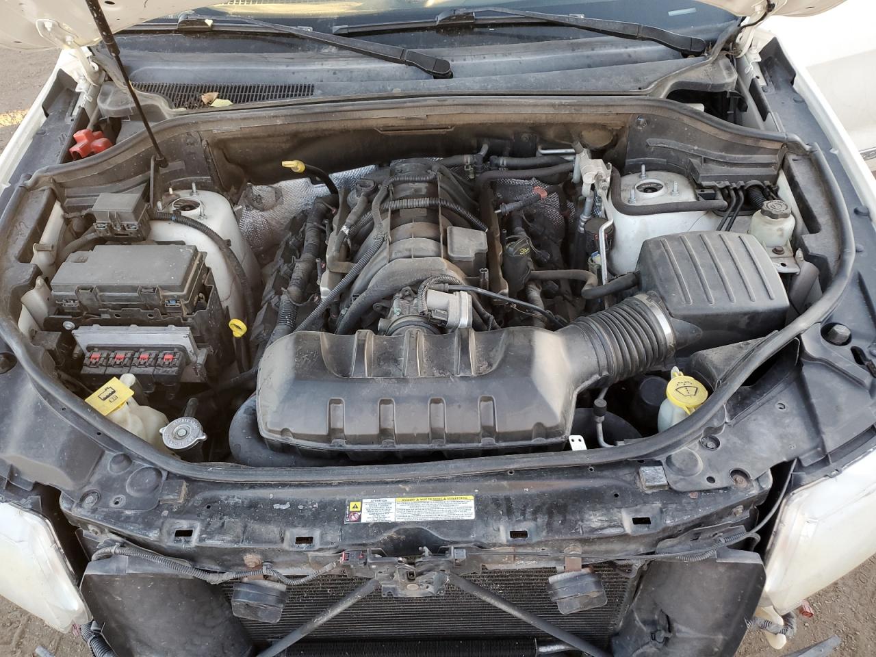 2011 Jeep Grand Cherokee - Image 12
