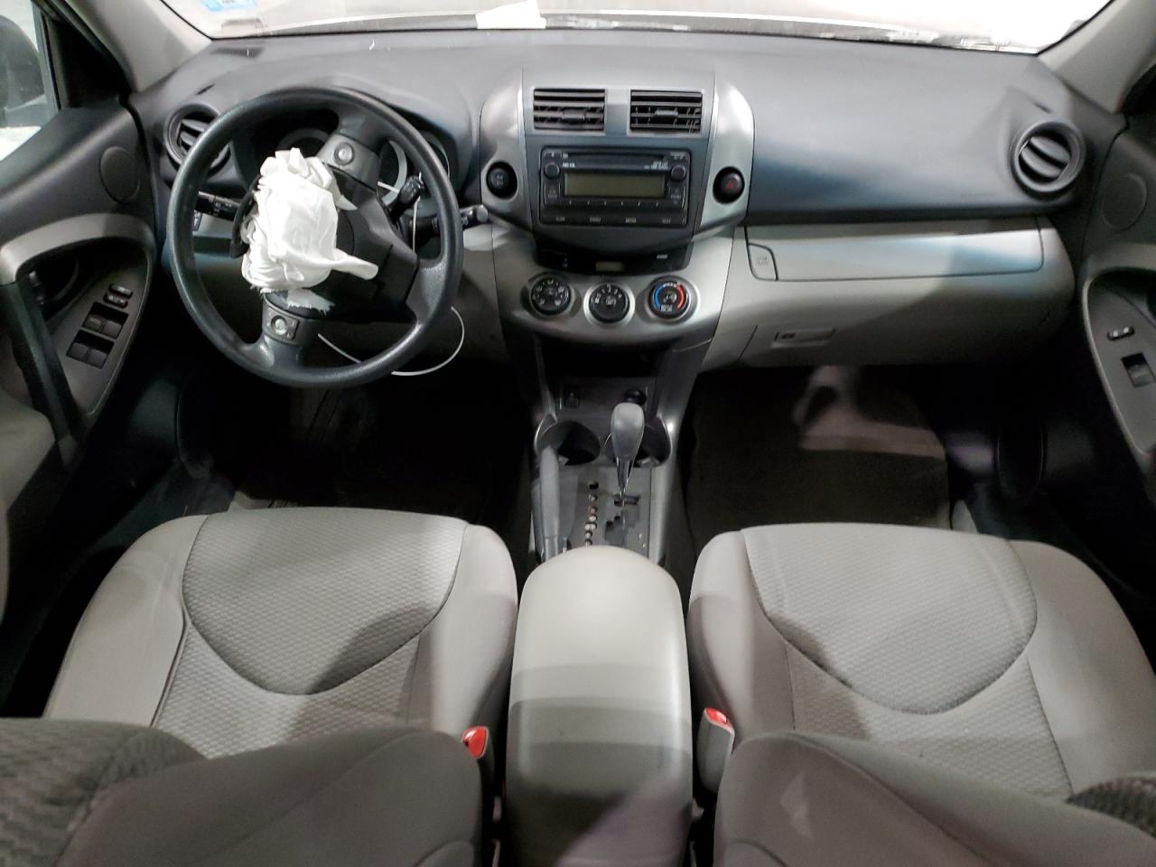 2012 Toyota RAV 4 - Image 8