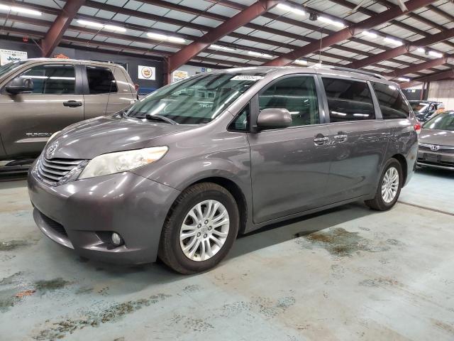 2013 Toyota Sienna Xle