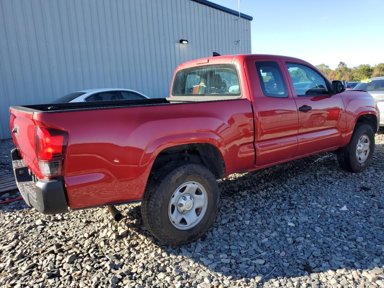 VIN 5TFRX5GNXJX105672 2018 TOYOTA TACOMA no.3