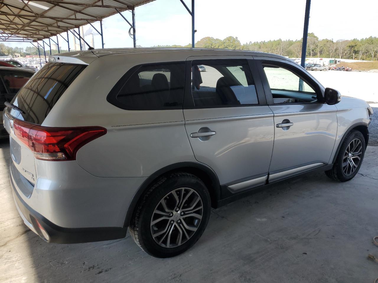 VIN JA4AD3A36GZ020143 2016 MITSUBISHI OUTLANDER no.3