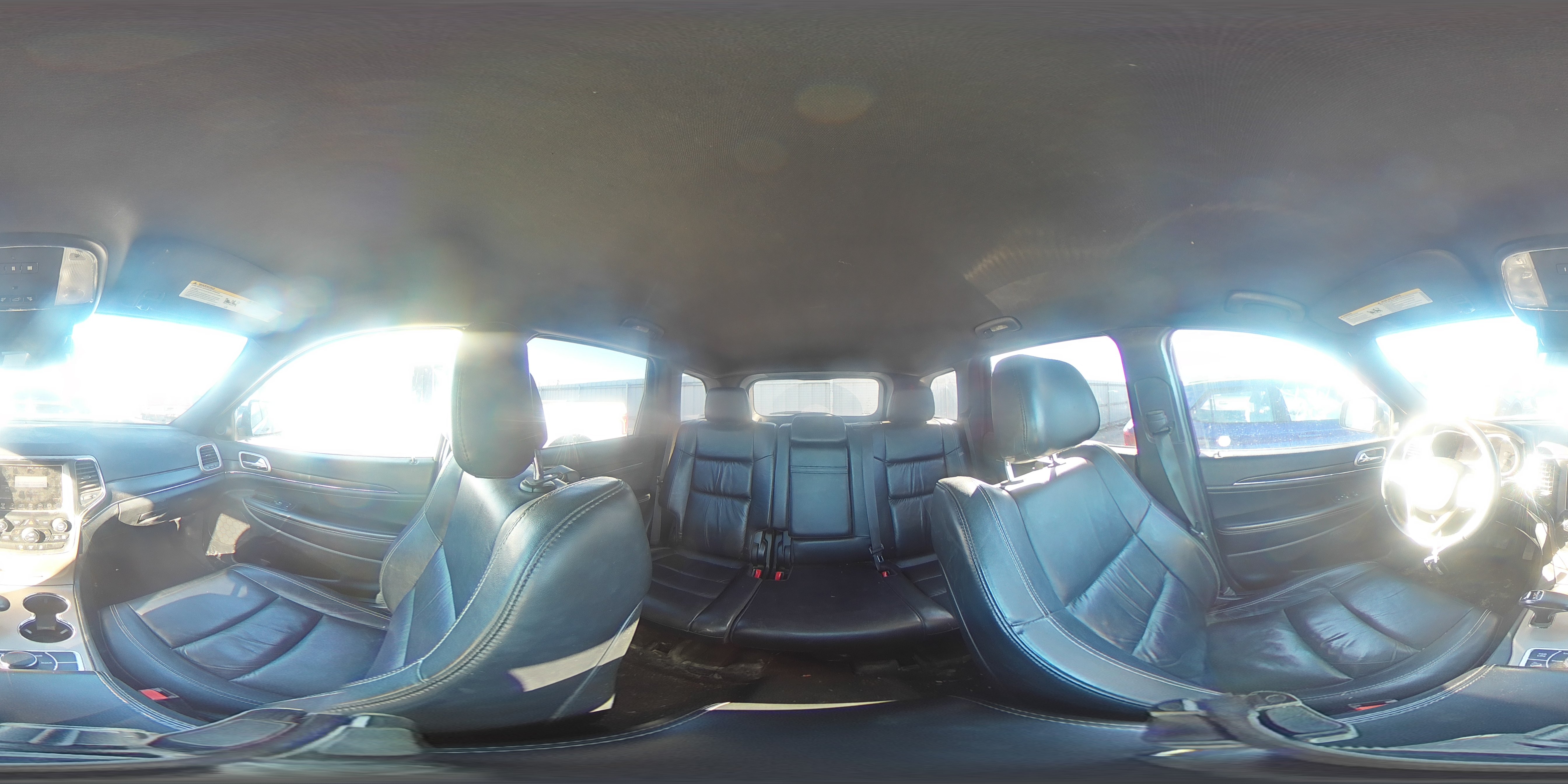 2015 Jeep Grand Cherokee - Image 13