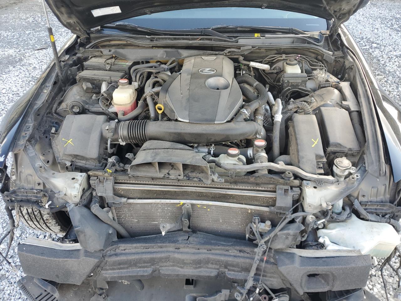 2016 Lexus IS - Image 11