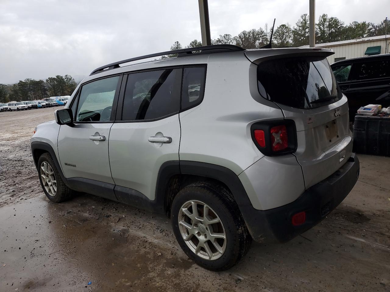 2019 Jeep Renegade - Image 2
