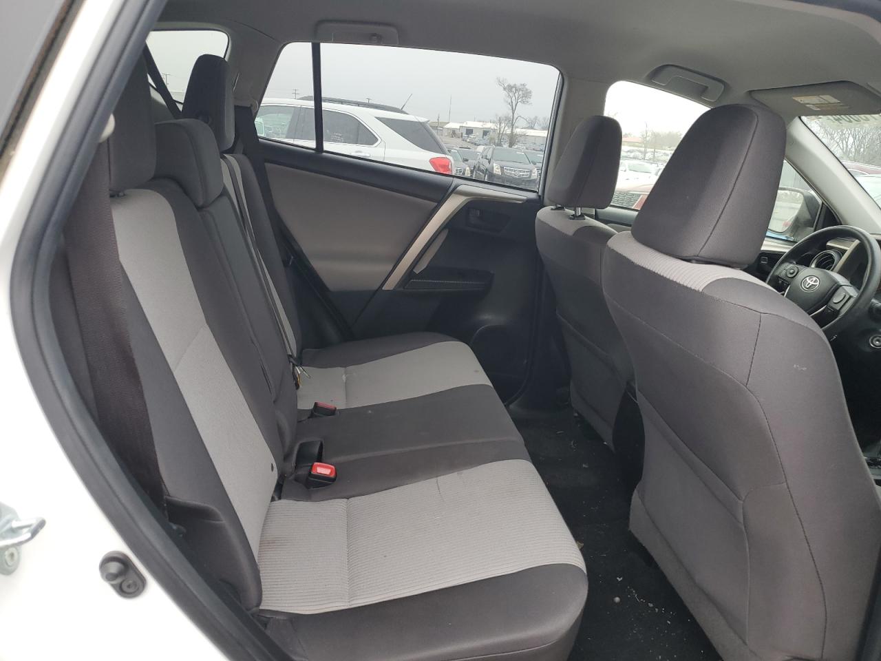 2014 Toyota RAV 4 - Image 11