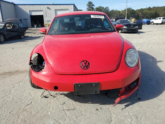  VOLKSWAGEN BEETLE 2012 Червоний