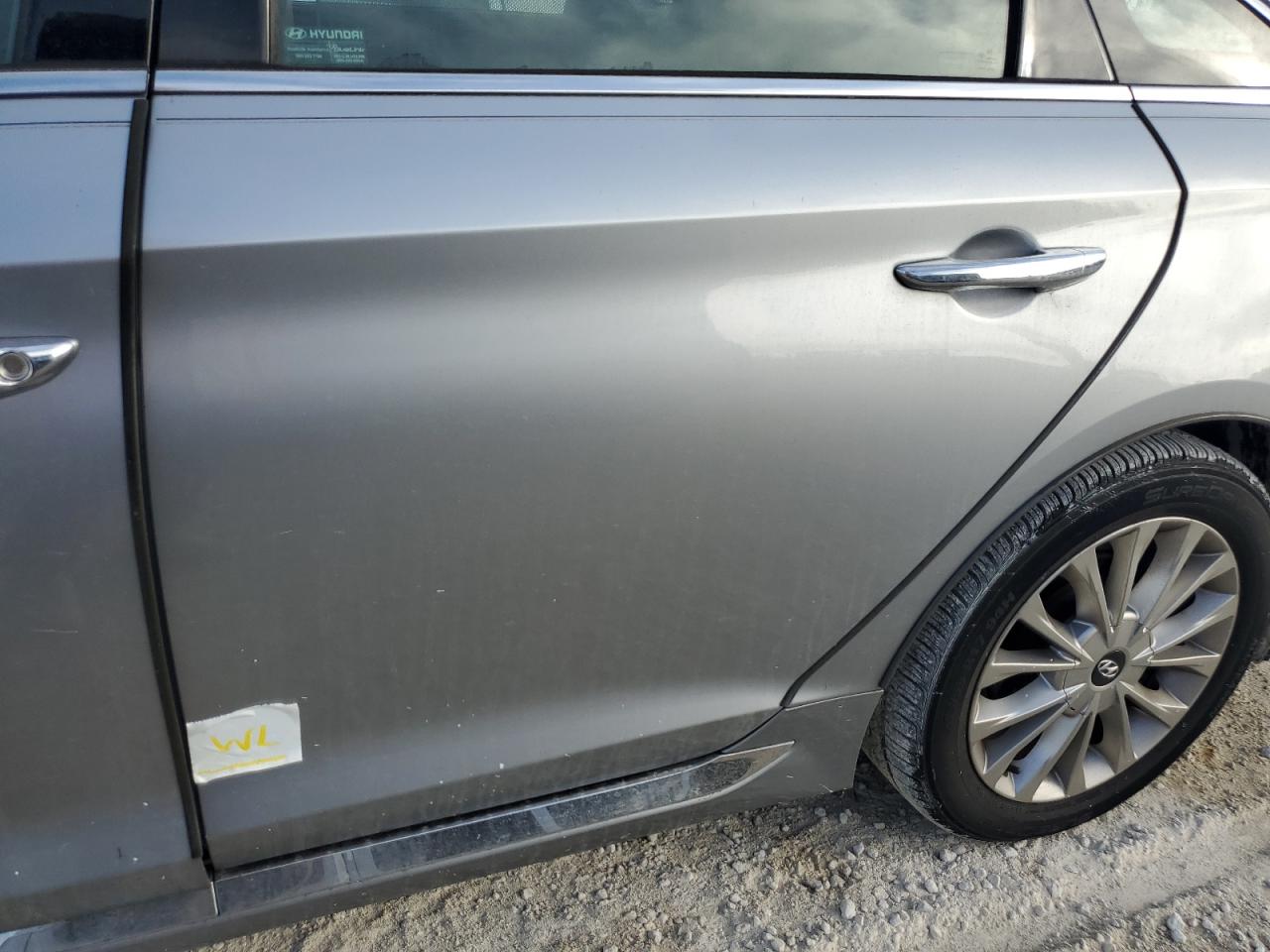 2015 Hyundai Sonata - Image 12