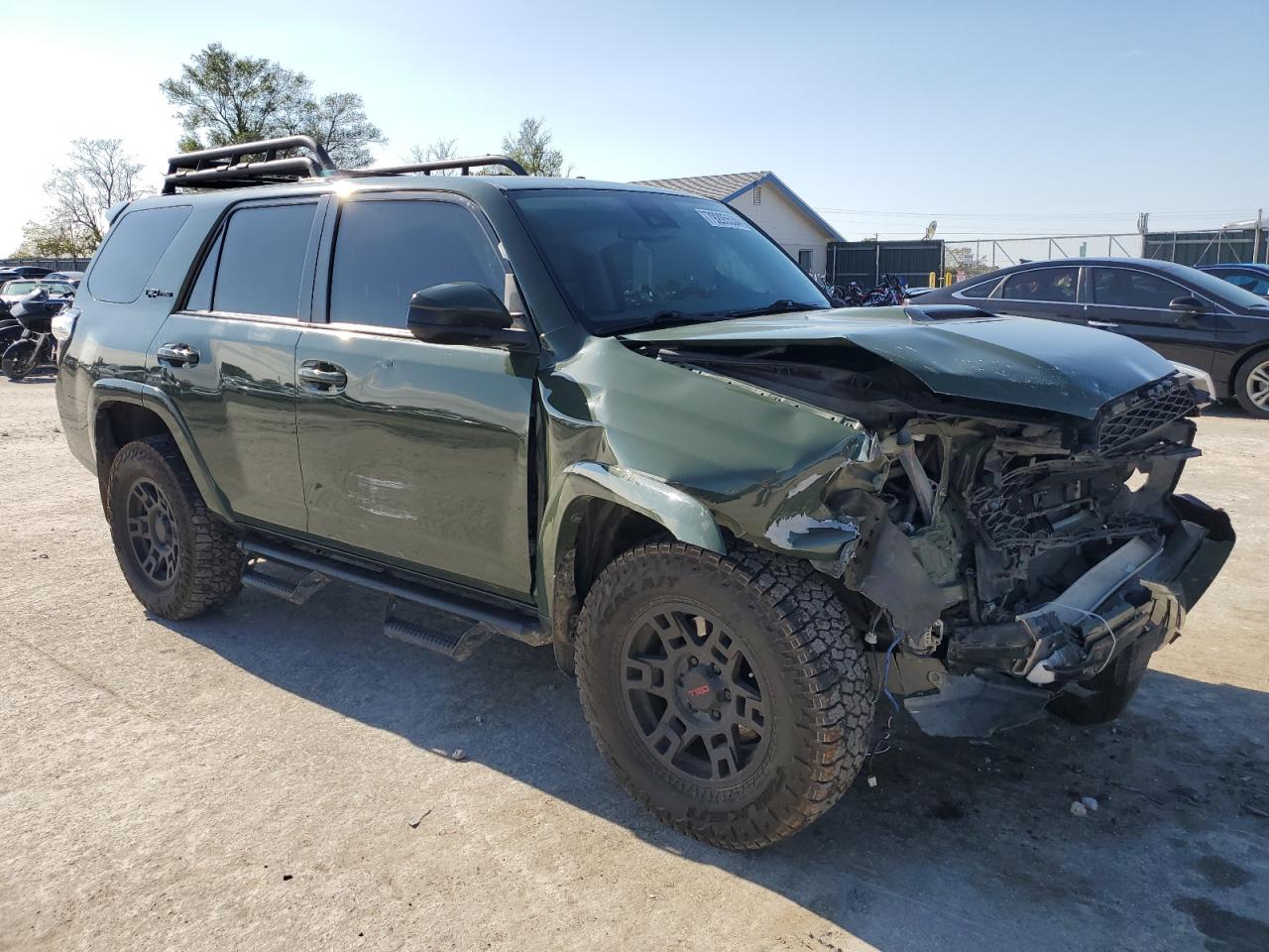 2020 Toyota 4Runner - Image 4