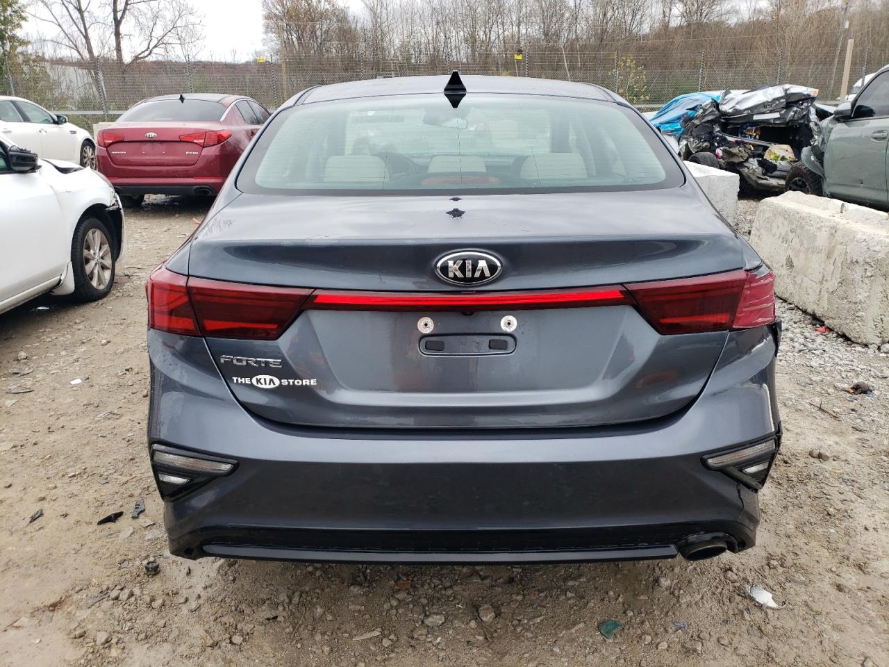2020 Kia Forte - Image 6