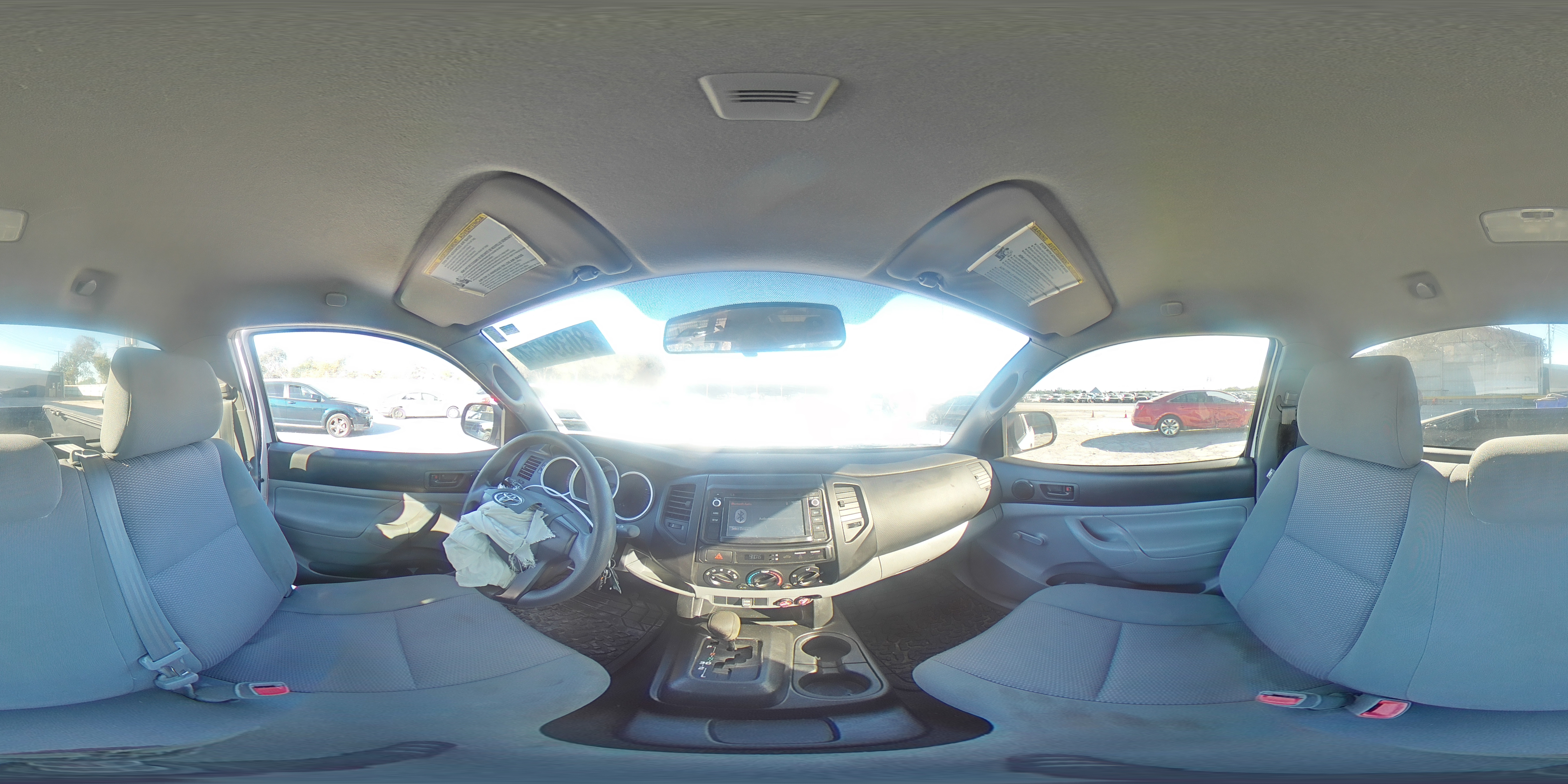 2014 Toyota Tacoma - Image 13