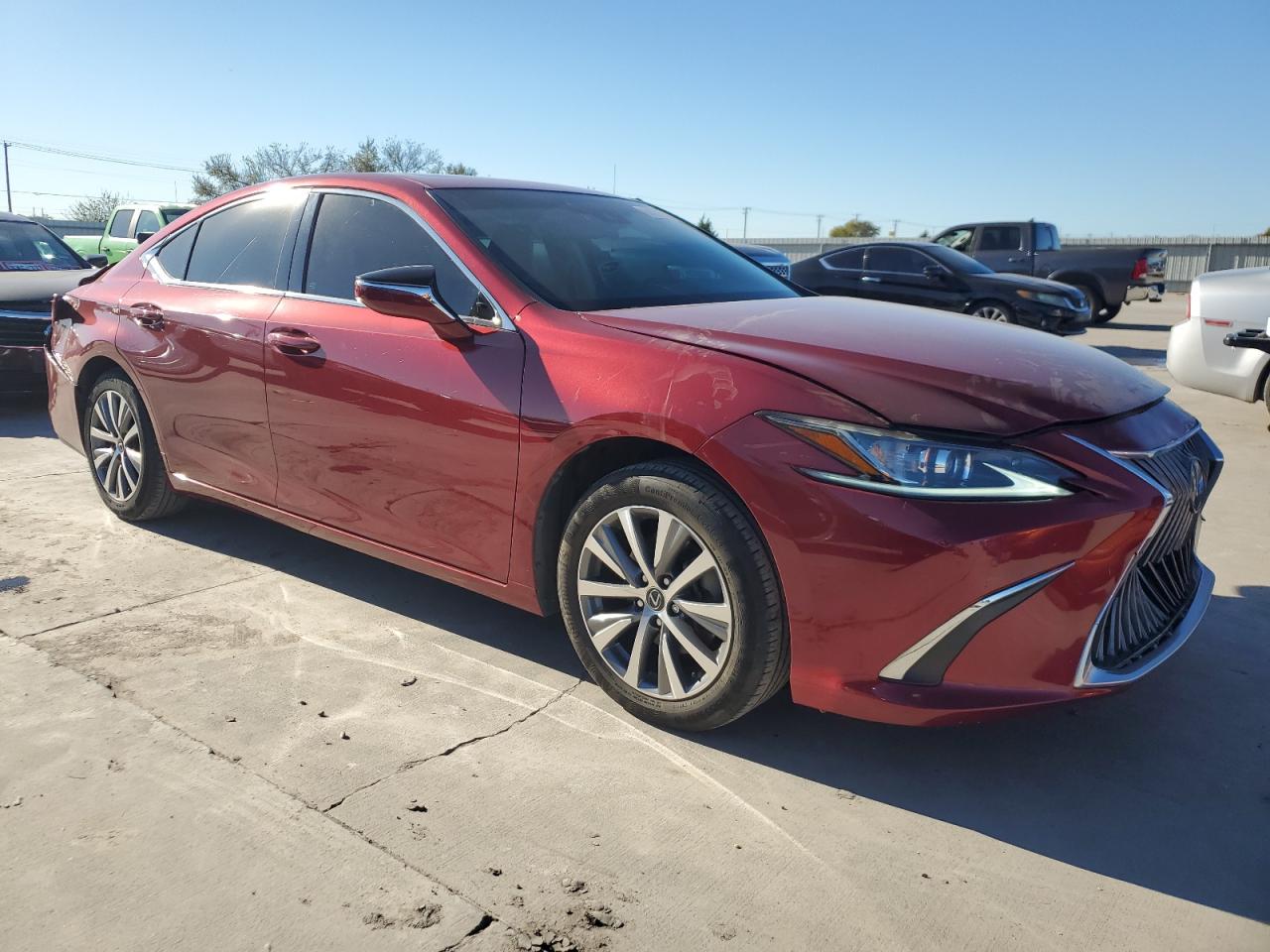 2021 Lexus ES - Image 4