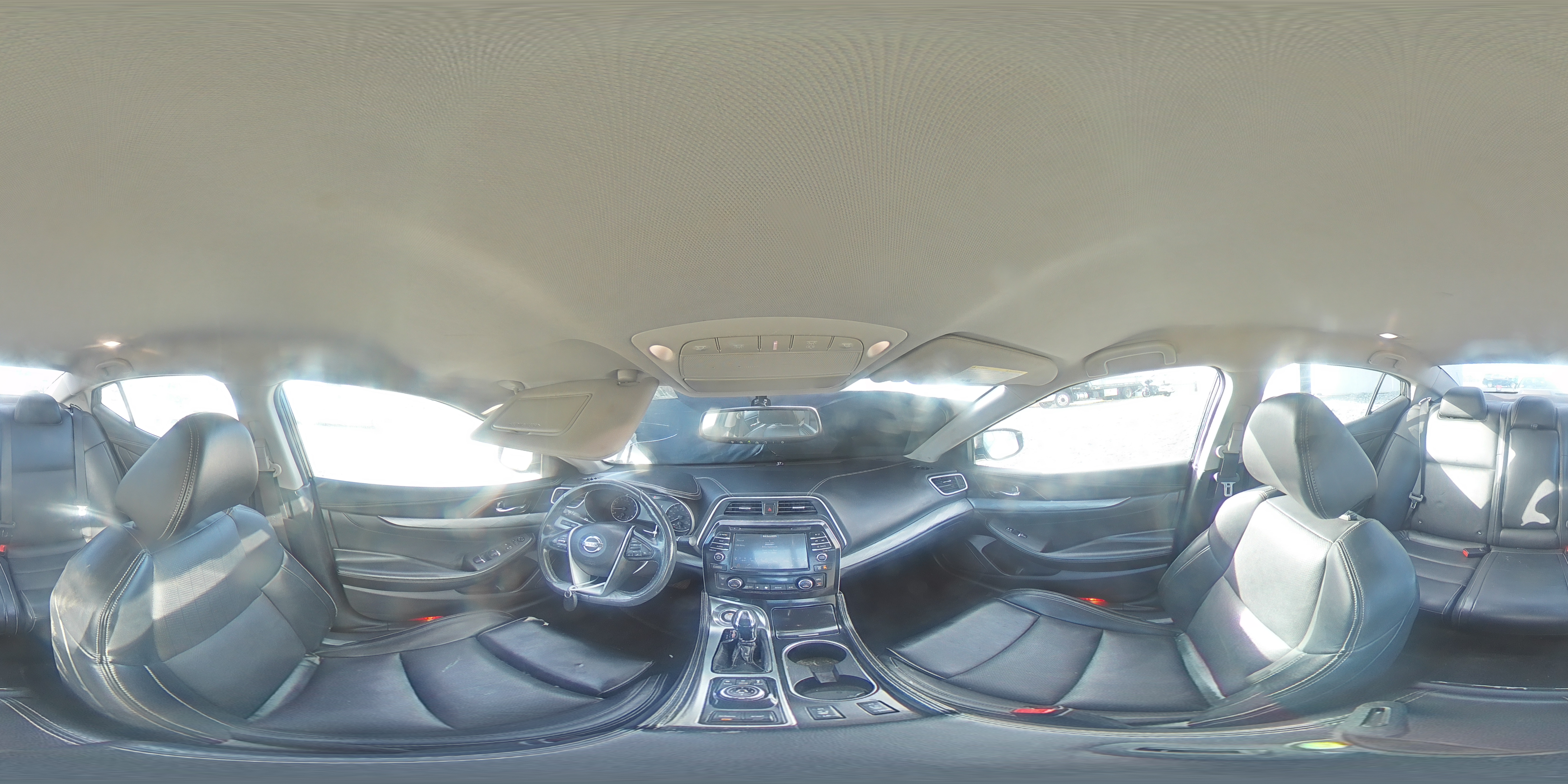 2018 Nissan Maxima - Image 15
