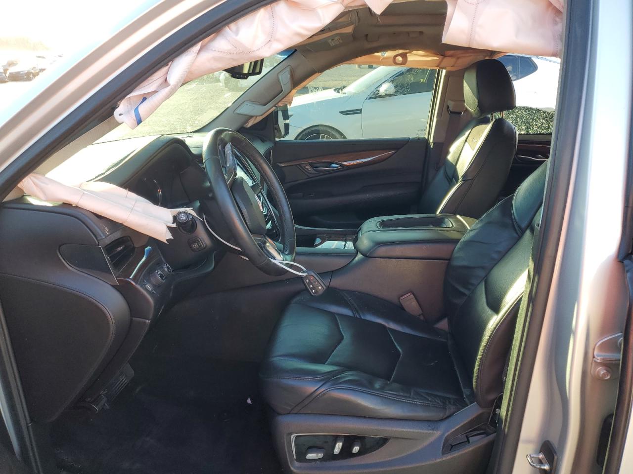 2016 Cadillac Escalade - Image 7