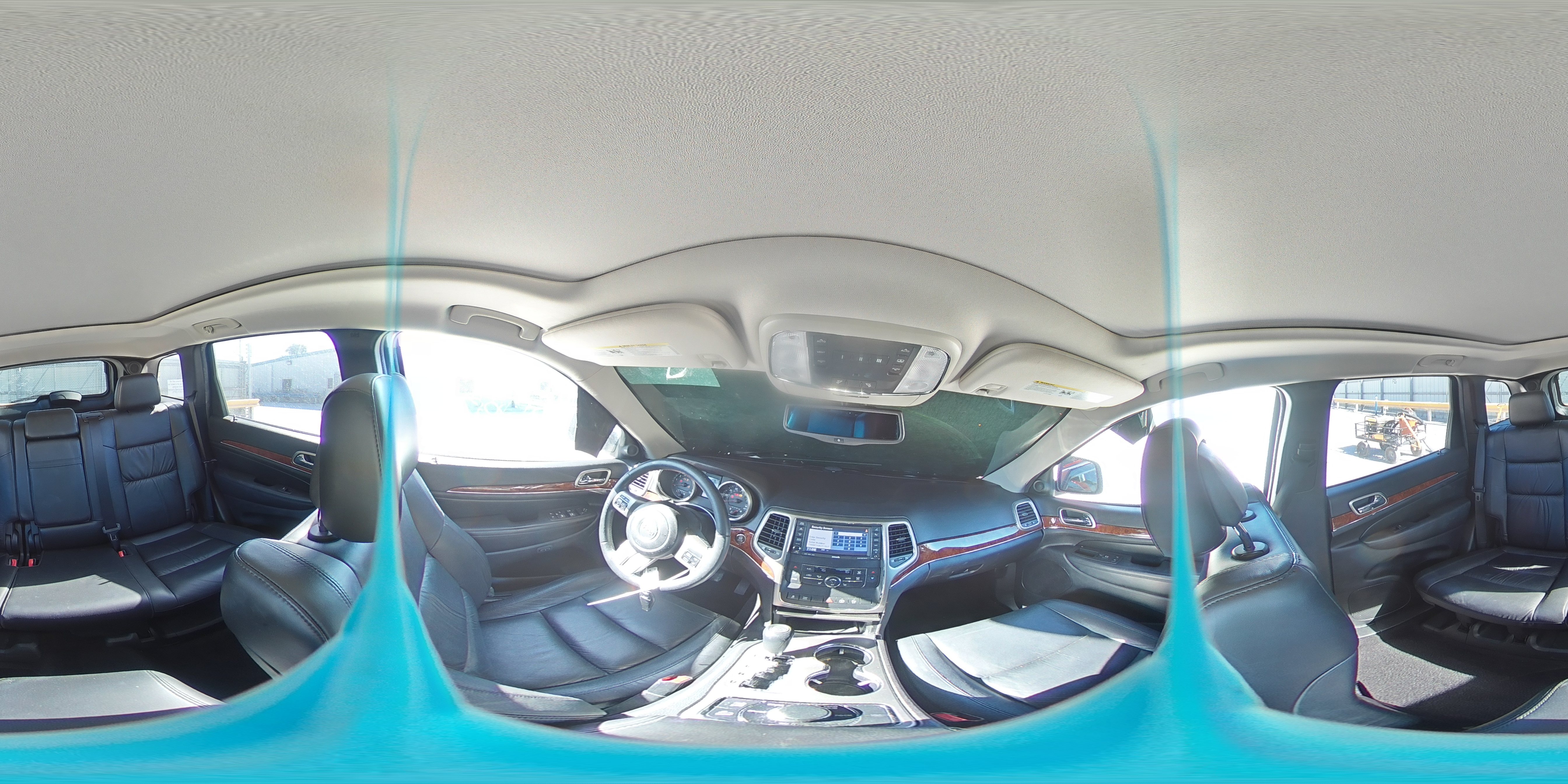 2013 Jeep Grand Cherokee - Image 14
