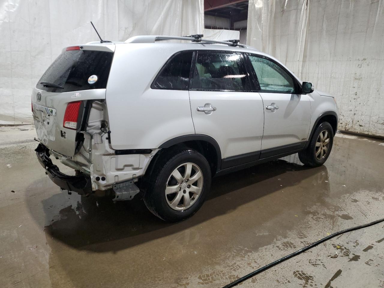 2011 Kia Sorento - Image 3