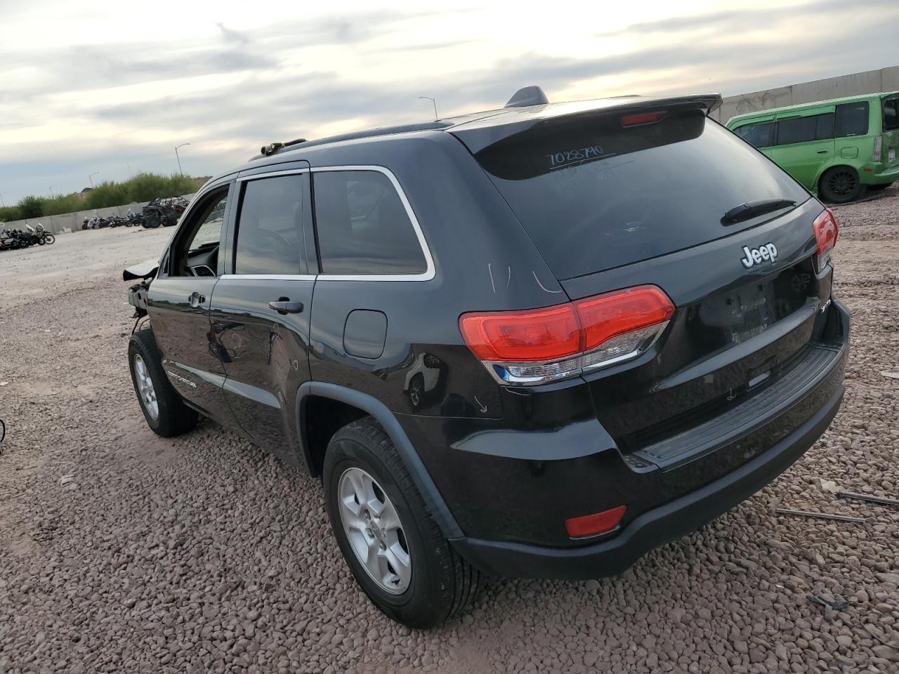 2015 Jeep Grand Cherokee - Image 2