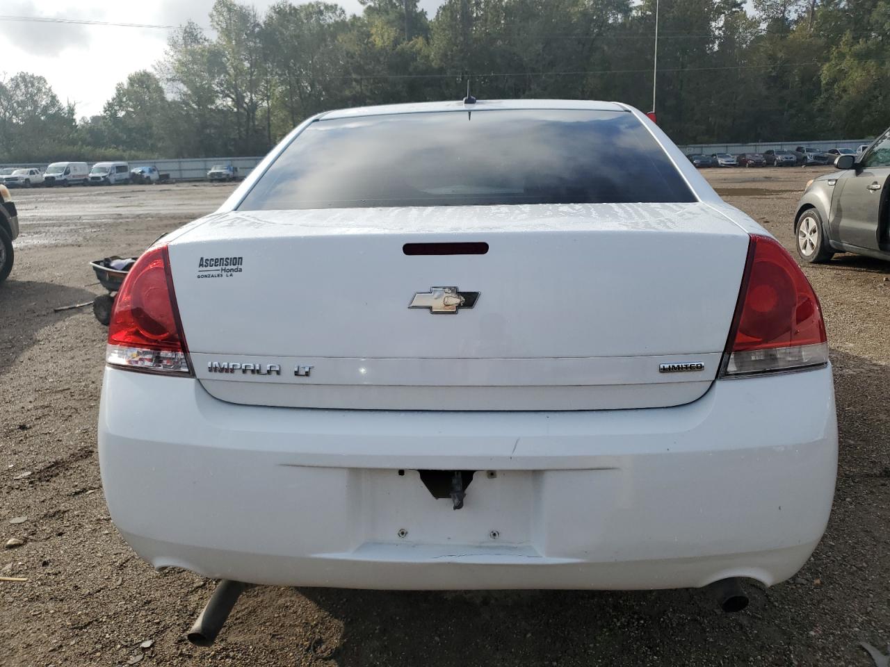 2016 Chevrolet Impala - Image 6