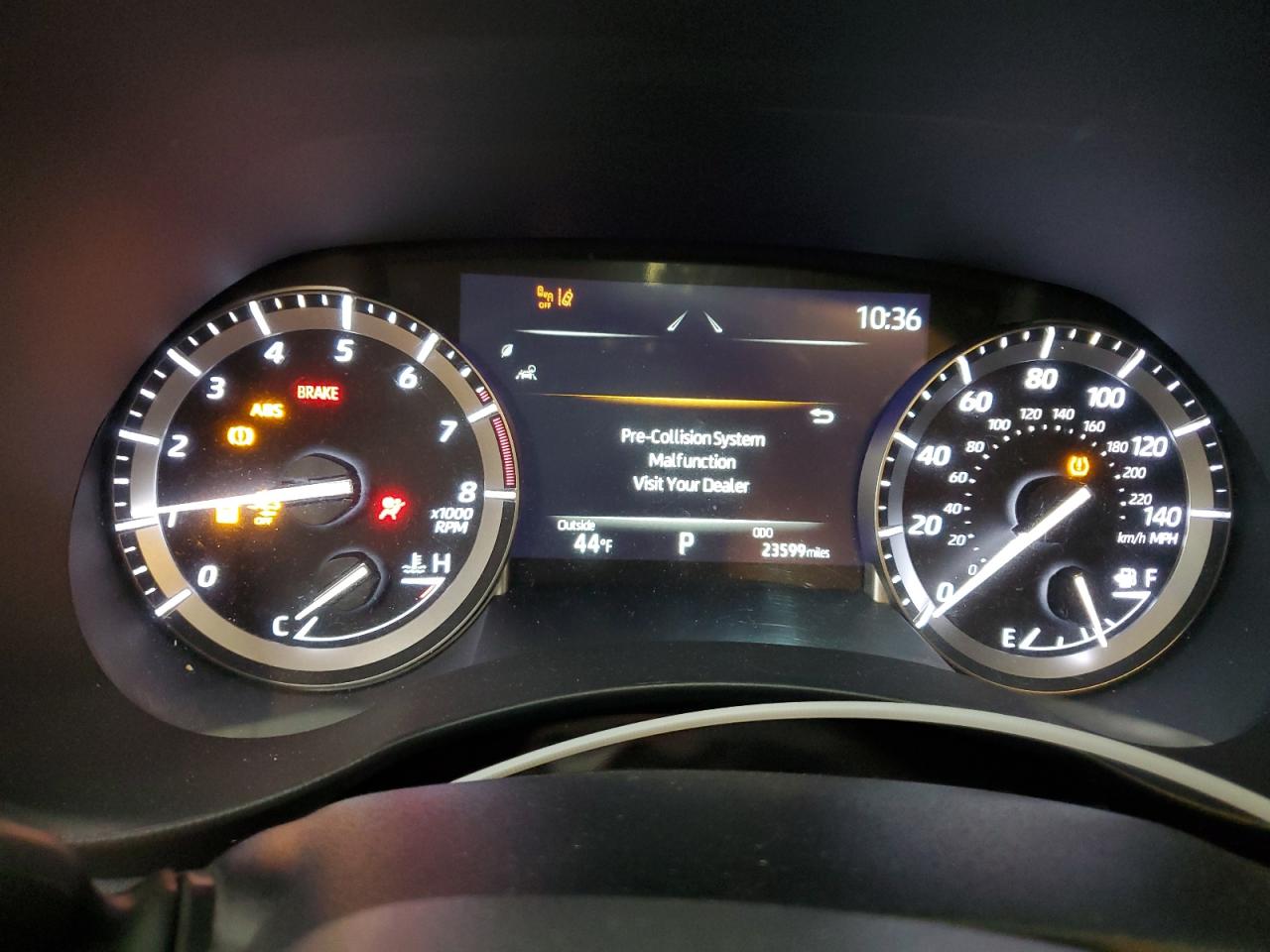 2022 Toyota Highlander - Image 9