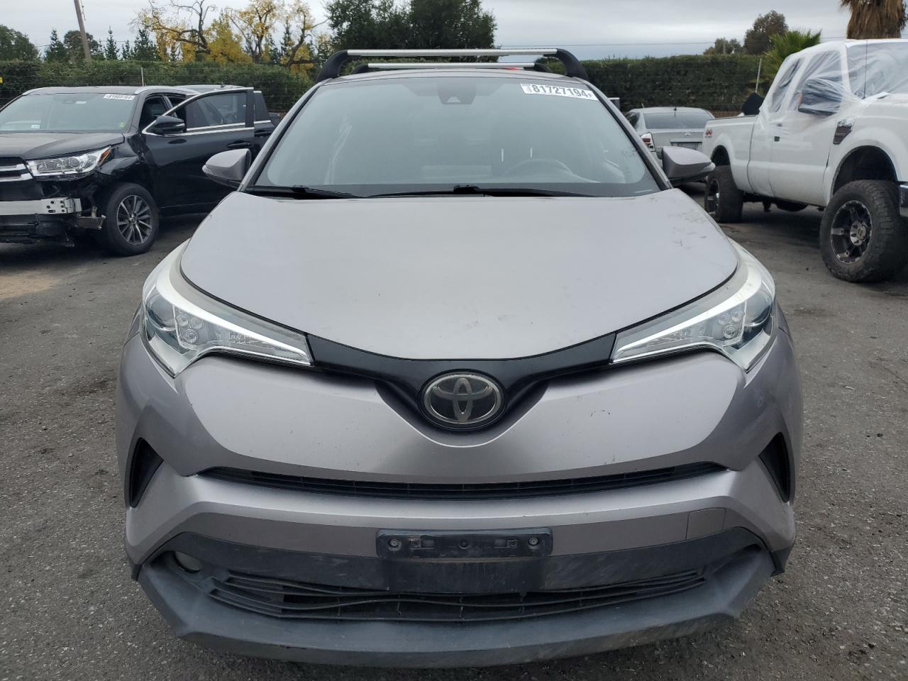 VIN NMTKHMBX4JR029629 2018 TOYOTA C-HR no.5